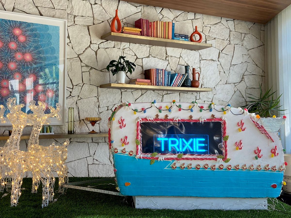 Trixie 5-in-1 Activity Center
